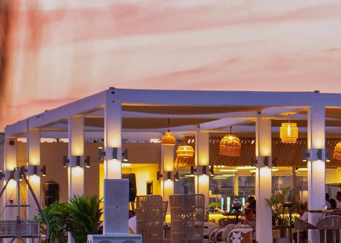 Lovely 1 Bedroom Apt. At Mangroovy Residence With Free Access To The Beach And Pools